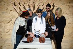 Family Bar/Bat Mitzvah Tours to Israel - Israel Discovery Tours